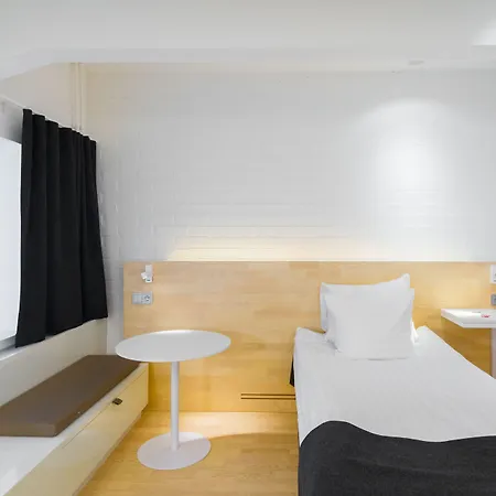 坦佩雷别墅原作所库斯酒店 4* 坦佩雷