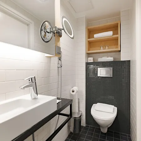 坦佩雷别墅原作所库斯酒店 酒店