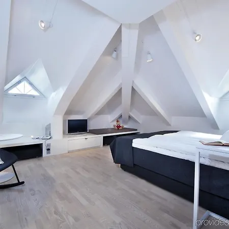 坦佩雷别墅原作所库斯酒店 酒店