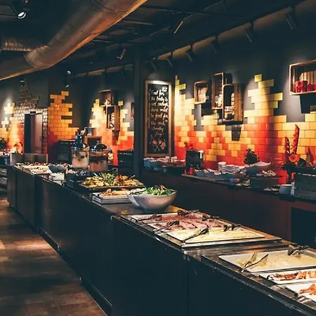 坦佩雷别墅原作所库斯酒店 酒店